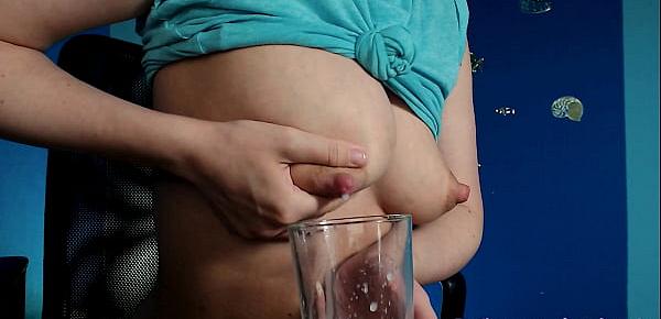  Young mom milking in glass and drinking her own milk. Sexy!